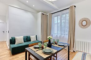 Charming & Modern Apartment Center of Paris