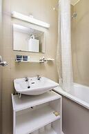 Flat in Blankenberge With Marina Views