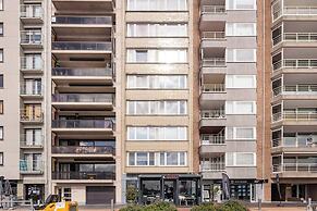 Flat in Blankenberge With Marina Views