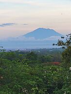 Uluwatu 3 Bed Luxury Villa-pool-magic Ocean Views