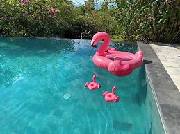 Uluwatu 3 Bed Luxury Villa-pool-magic Ocean Views
