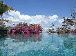 Uluwatu 3 Bed Luxury Villa-pool-magic Ocean Views