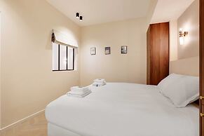 Chic Apartment - 3br/8p - Le Marais