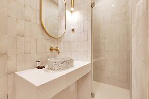 Chic Apartment - 3br/8p - Le Marais