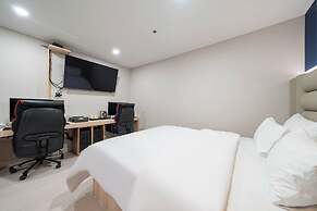 Hwajeong Hotel jun