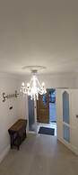 Bromley Manor - Spacious 11 Bedroom House