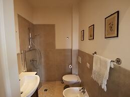 AriediParma - Rooms & Apartments