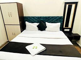 Hotel RAJ - Near Railway Station