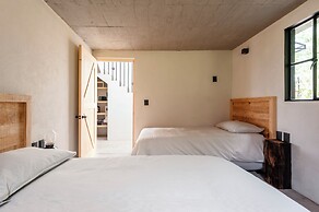 Casa Lomita
