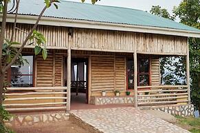 ngirisi hill silverback  lodge-bwindi