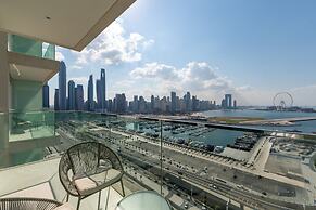 Stylish Emaar Beachfront 2BR w Beach Access