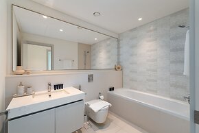 Stylish Emaar Beachfront 2BR w Beach Access