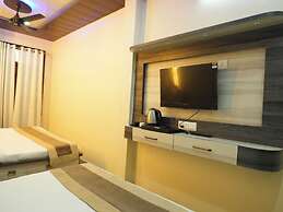 Sun High Stay Luxury Guest House