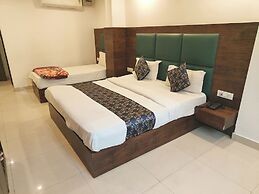 Hotel DSR Krone Delhi