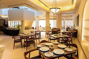 Majestic Cove Hotel