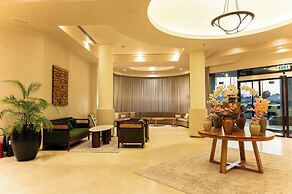 Majestic Cove Hotel