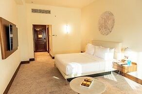 Majestic Cove Hotel