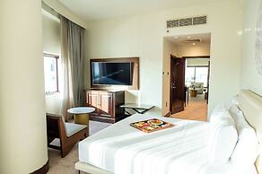 Majestic Cove Hotel