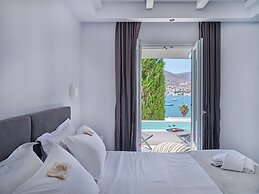 Parian Village Beach Hotel - Adults Only