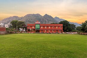 Weekender Resort