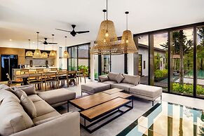 Villa Lagoon by BaliSuperHost
