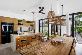 Villa Lagoon by BaliSuperHost