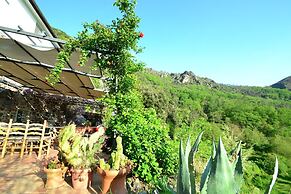 Hillside Retreat Near 5 Terre