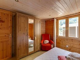 Riverside Chalet Retreat