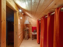 Riverside Chalet Retreat