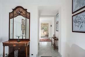 Villa in Paceco With Pool and Countryside Views