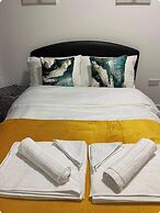 2bed Apt - City Centre With Balcony - Sleeps 6