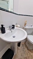 2bed Apt - City Centre With Balcony - Sleeps 6