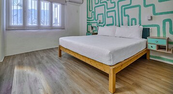 2BR Condo With Ocean View - Private Terrace