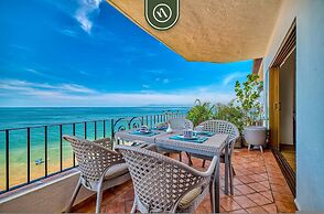 2BR Condo With Ocean View - Private Terrace
