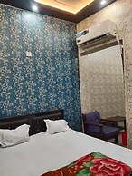 Shri Veni Madhav Hotel