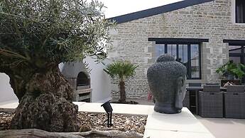 Villa in Nuaille-d'aunis With Private Pool