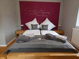 Neuendorf Hillside Haven