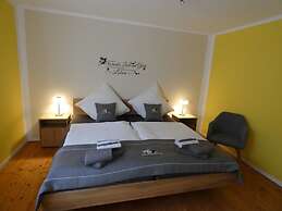 Neuendorf Hillside Haven