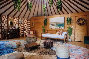Secluded Oceanfront - Upstairs