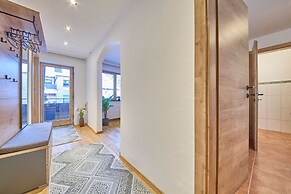 Apartment Eastside Top 8
