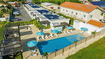 LUX Villas by Bocobay