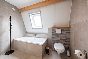 2 Cosy Homes With Wellness Garden