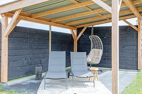 2 Cosy Homes With Wellness Garden