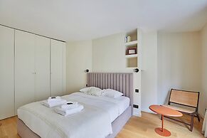 Superb Apartement Tour Eiffel Invalides