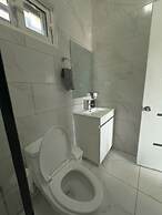 Level suites