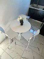 Level suites