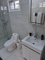 Level suites
