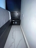 Level suites