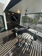 Level suites