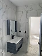 Level suites